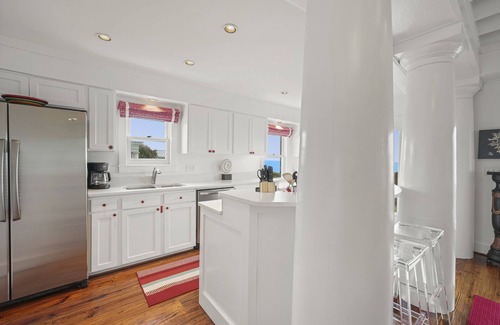 Seaside House | Beachfront in Seaside on 2 lots, Gulf views, Porches & Rooftop Deck, 2 Bikes