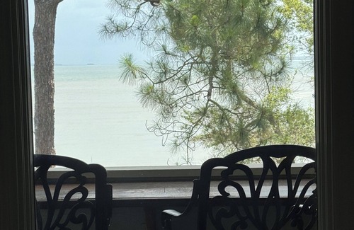 Palmetto Dunes Apartment | Beachfront Villa 2BR with indoor and outdoor Pool, Hot Tub, Sauna & Fitness Room
