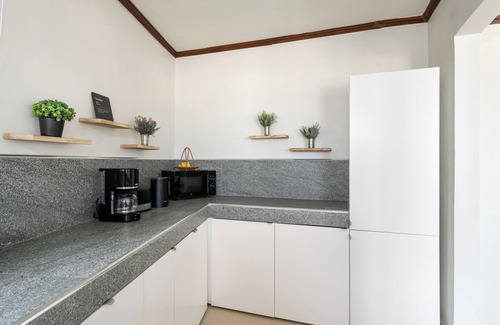 Maret Villa | Beachfront Villa- 5 Bedrooms. Lamai Area. Private Pool. Housekeeper Provided.