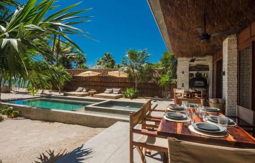 Soliman Bay House | Beachfront Villa Soliman Bay 12