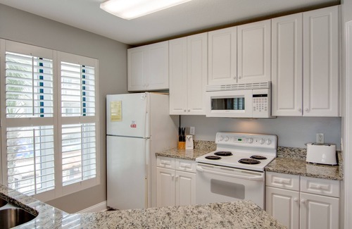 Isle of Palms Villa | Beachfront villa w/ocean views, private deck, pool access – steps from beach