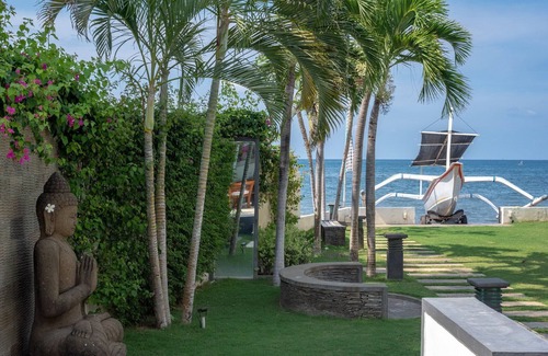 Dencarik Villa | ⭐️ ⭐️⭐️⭐️⭐️ BEACHFRONT villa, Welcome dinner