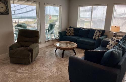 Port Aransas Apartment | Beachgate Condo Suites and Hotel 237 condo