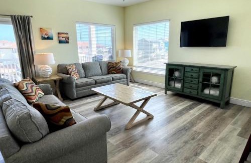 Port Aransas Apartment | Beachgate Condo Suites and Hotel 322 condo