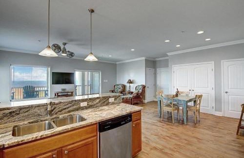 Port Aransas Apartment | Beachgate Condo Suites and Hotel 341 condo