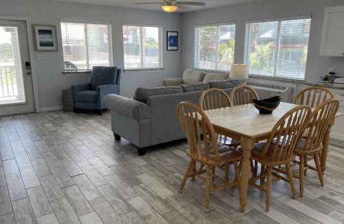 Port Aransas Apartment | Beachgate Condo Suites and Hotel 217 condo