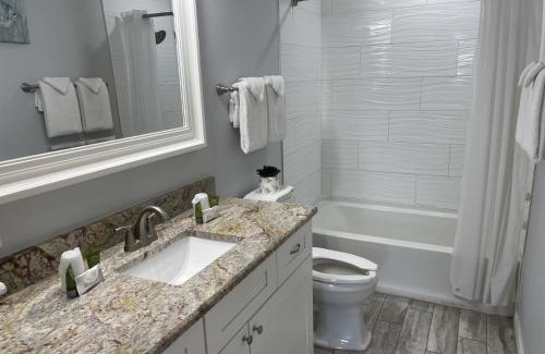 Port Aransas Apartment | Beachgate Condo Suites and Hotel 217 condo