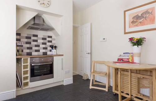 Rhosneigr Apartment | BEACHGETAWAY, pet friendly, with hot tub in Rhosneigr