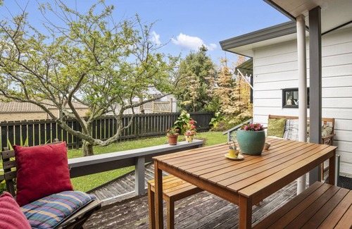 Snells Beach House | Beachglen - Snells Beach Holiday Home