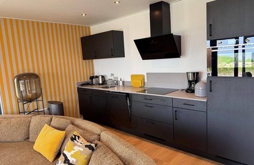 Enkhuizen House | BeachHouse Sinne Nr. 514: Luxurious beachfront villa with exceptional sea views