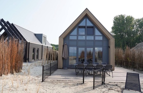 Enkhuizen House | BeachHouse Strandgut: Luxury Beachfront Retreat with Exceptional Sea Views