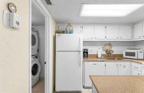 Sunnyside Condo | Beachin it on the Gulf at Pinnacle Port A-904