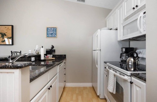 Traverse City Condo | Beachside 329 Waterfront Condo