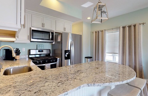 Old Orchard Beach Condo | Beachside Abode 2A by Bayley Vacation Rentals
