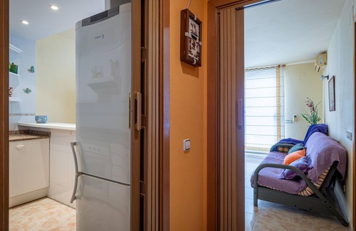 Torredembarra Apartment | Beachside Apartment with Large Pool & AC, 2-min Walk to the Beach