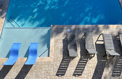 Gulfview Heights House | Beachside Birch*Walk To The Beach* LARGE PRIVATE POOL