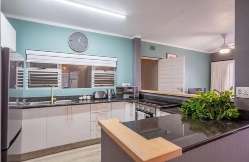 Umdloti Apartment | Beachside Bliss | Balcony | Pool | Sea Views