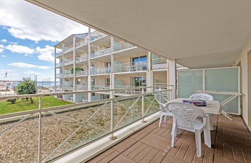 Plougonvelin Apartment | Beachside Bliss in Brittany