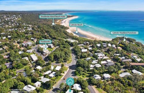 Point Lookout House | Beachside by Discover Stradbroke