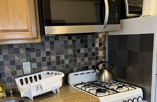North End Condo | Beachside Condo-Only 400 Feet To The Beach-GREAT LOCATION!