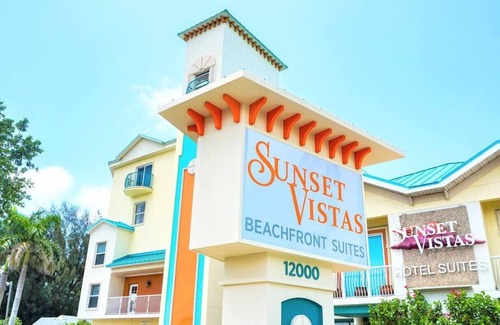 Treasure Island Condo | Beachside Escape: 2BR/2BA with W/D