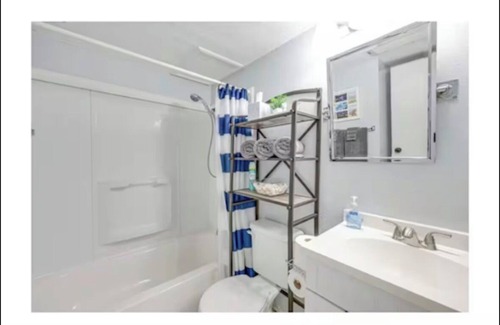 North Beach Condo | Beachside Escape