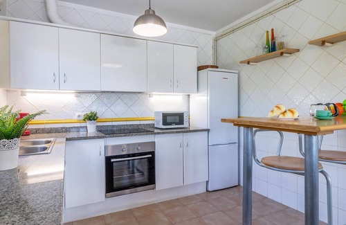 Sant Pere Pescador House | Beachside Haven with Pool, BBQ, WiFi & A/C – 200m from Sant Pere Pescador Beach