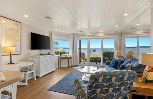 Traverse City House | Beachside Haven 102 Beachfront Condo Near Downtown Tart Trail