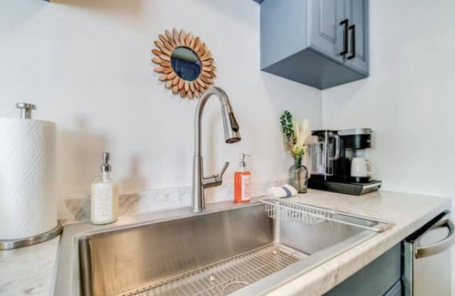 Virginia Beach House | Beachside Haven | 2BR Luxury Condo at the Beach!