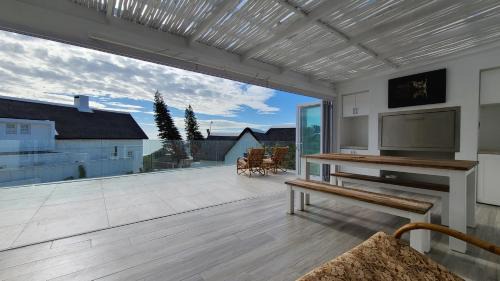 Saint Francis Bay House | Beachside in the heart of St Francis Bay Village