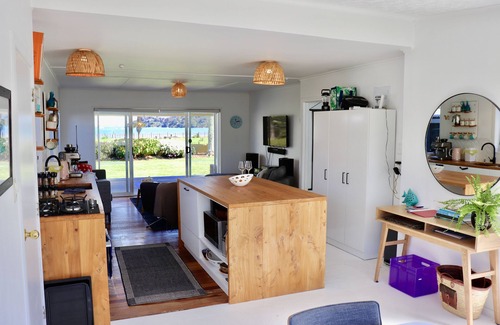 Blackpool House | Beachside Kiwi Bach at Blackpool