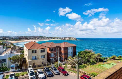Tamarama Apartment | Beachside lookout close to Bondi Beach