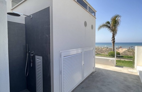 Sicily South Coast House | Beachside Luxury Apartment Playa Grande