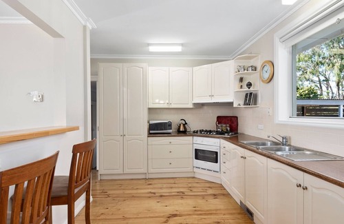 Portarlington House | Beachside Retreat - Game of pool after the beach anyone?