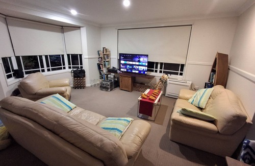 Thirroul Condo | Beachside triplex. Level walk to beach and all amenities.