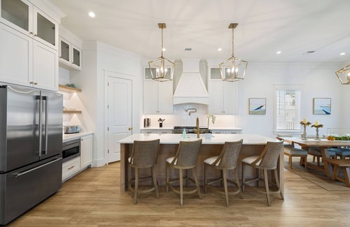 Galveston House | Beachtown Galveston - 5 Bed, 4.5 Bath - Located between Beach and Pool