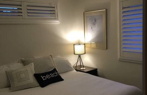 Port Weller House | BeachView in the city (Niagara falls minutes away)