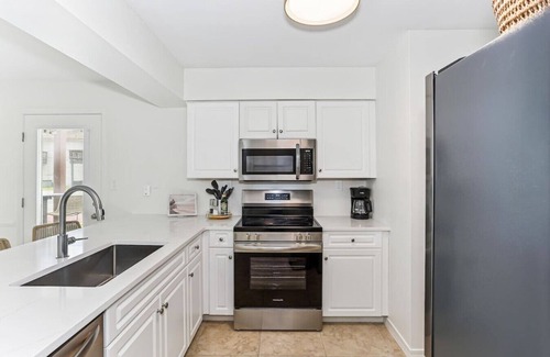 Navarre Beach Condo | Beachview Retreat, Navarre Beach