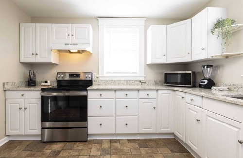 Northeast Virginia Beach House | Beachwalk #1, 8 Minute walk to the beach