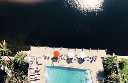 Hallandale Beach Resort | Beachwalk Elite Hotels & Resorts