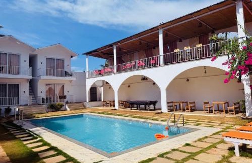 Morjim Hotel | Beachwaves cottages by Tvessa