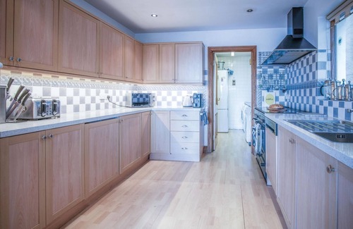Saundersfoot House | Beachways - 5 Bedroom Holiday Home - Saundersfoot