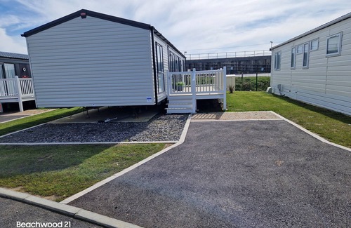 Camber House | Beachwood 21. A fabulous and cosy caravan with everything you need.