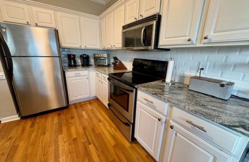 Atlantic Beach Apartment | Beachwood Bliss; Oceanview Condo in Atlantic Beach
