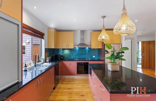 Cowes House | Beachwood Retreat for Ultimate Relaxation