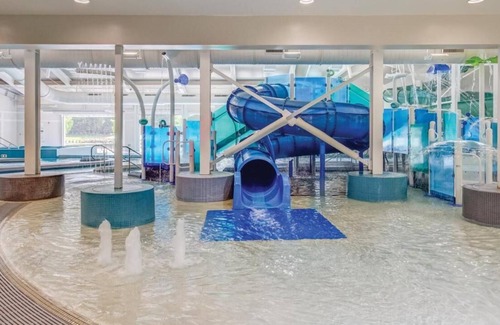 Sea Scape Resort | Beachwoods -- a premiere 4 season resort property 5 min. from the beach!