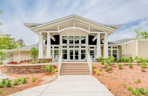 Sea Scape Condo | Beachwoods Resort - 1 bedroom · Outdoor Adventure! One Bedroom Suite.