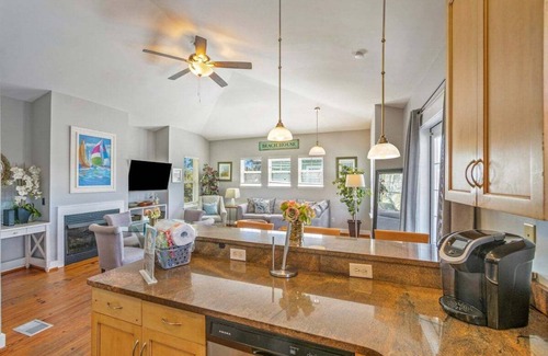 Bel Air House | Beachy 3BR Retreat w/Pool, Balcony & Dog Friendly