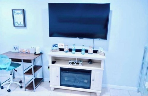 Jensen Beach House | Beachy Bliss Hideaway Home!
