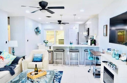 Jensen Beach House | Beachy Bliss Hideaway Home!